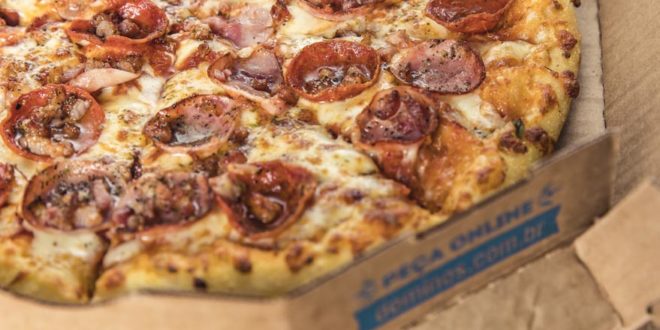 Domino’s Pizza fecha 2021 com duplo dígito de crescimento