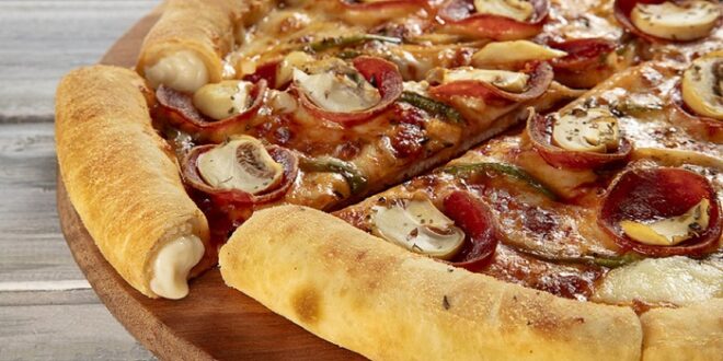 Domino’s Pizza lança borda recheada em parceria com a Catupiry Original